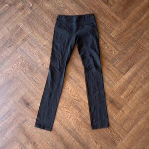 Lululemon Straight Leg Pants Black Sz 4